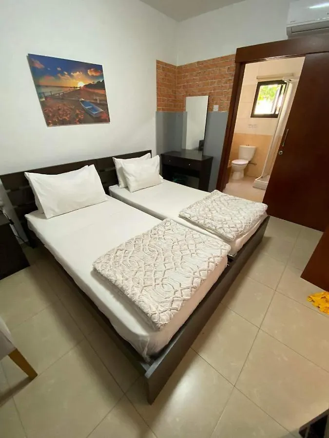 Marina'S Rooms Xrisopolitissa Larnaca Accommodatie bij particulieren