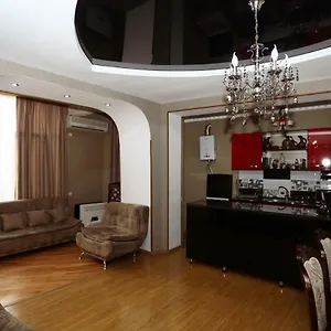 https://lela-apartments.alltbilisihotels.com